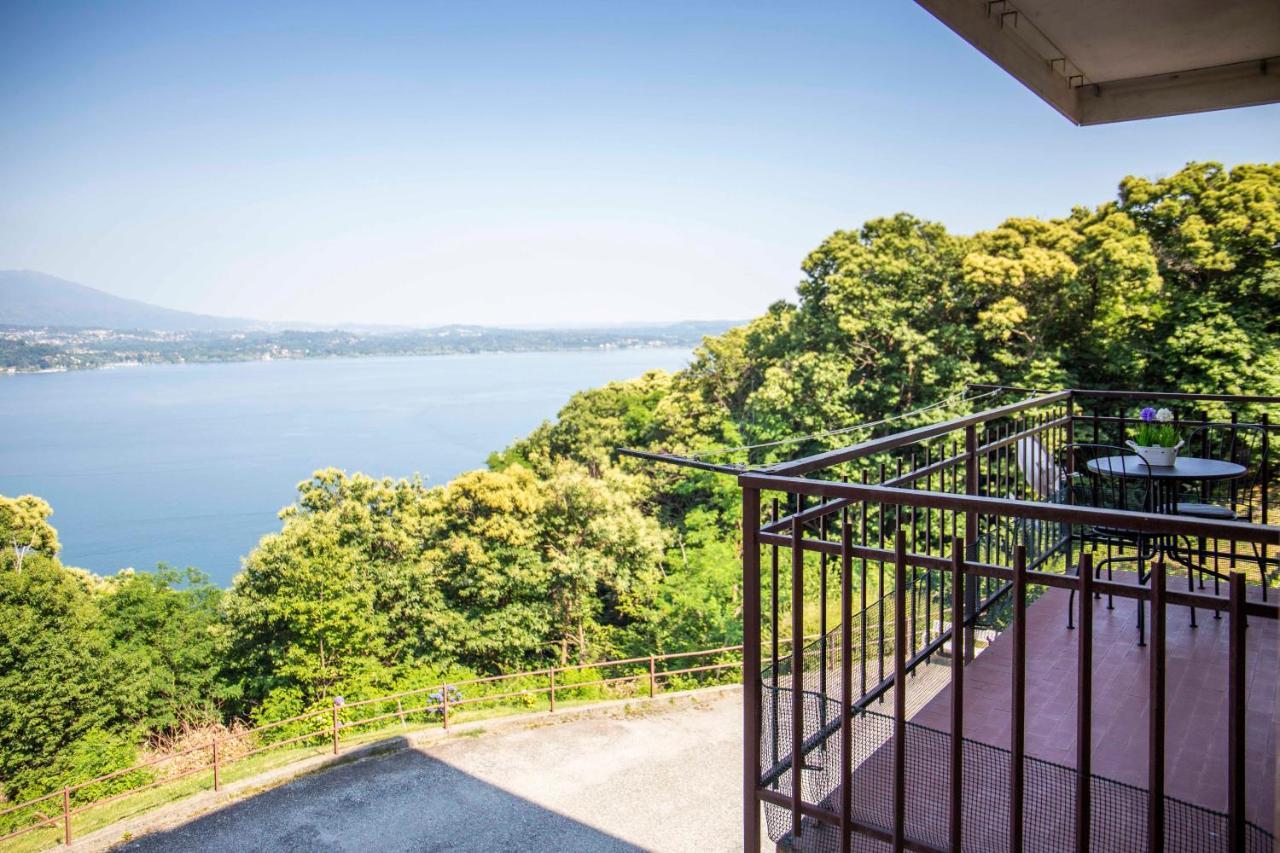 Cloud 9 - Apartment With Stunning Lake View 贝尔吉拉泰 外观 照片